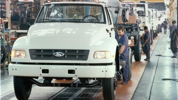 O Brasil não é pra amadores! Confira os apelidos carinhosos que o brasileiro deu aos caminhões que fizeram história. imagem